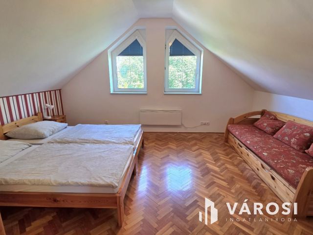 Családi ház és apartmanház a fürdő közelében-Hajdúszoboszló